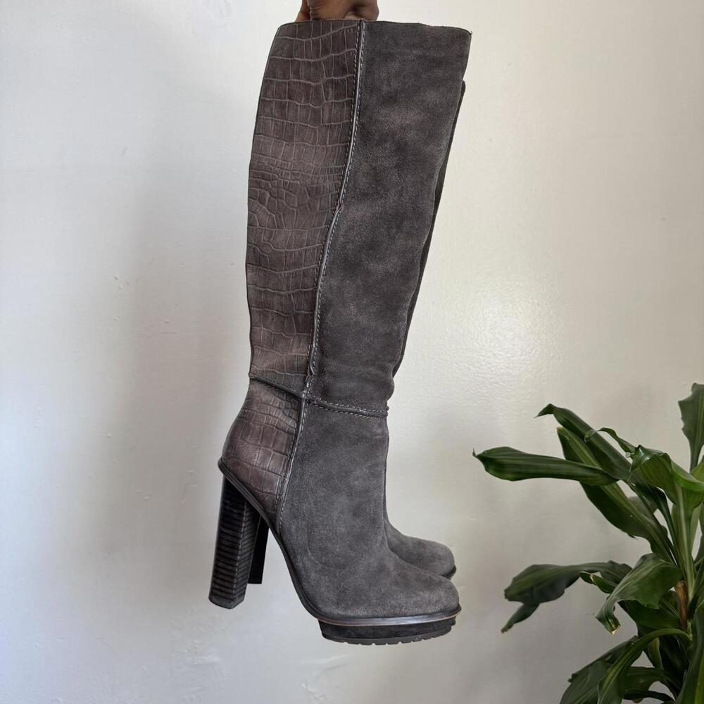Archive BCBGMAXAZRIA Mixed Media‎ Suede/Croc Boots size 6.5